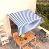 Toldo retráctil manual con persiana azul y blanco 3x2,5 m