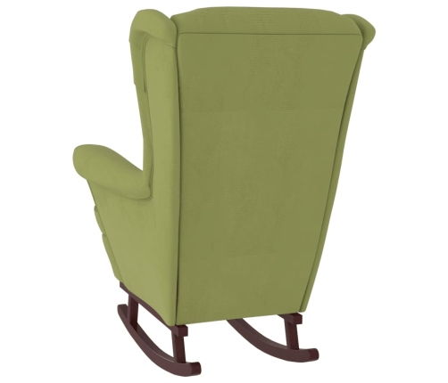 Sillón mecedora patas madera y taburete terciopelo verde claro