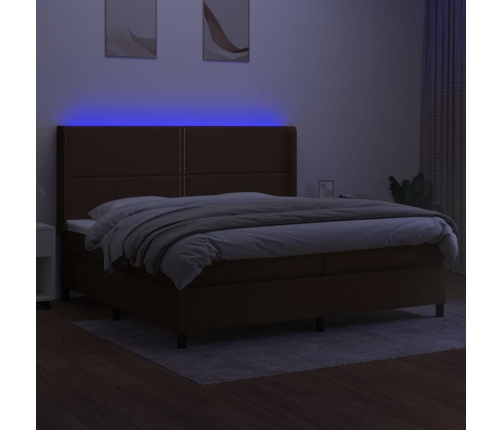 Cama box spring colchón luces LED tela marrón oscuro 200x200 cm