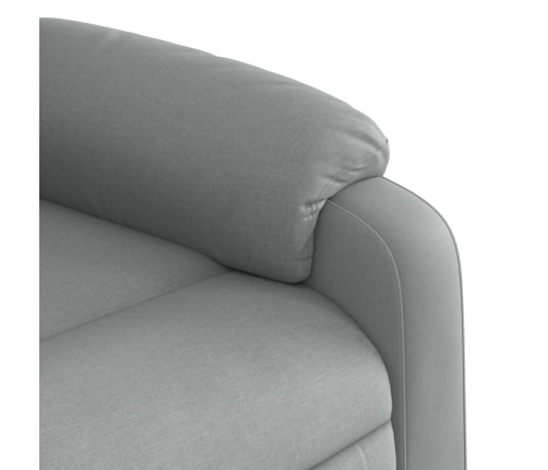 Sillón reclinable elevable de tela gris claro