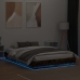 Estructura de cama con luces LED roble ahumado 160x200 cm