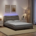 Estructura de cama con luces LED tela gris taupe 120x200 cm