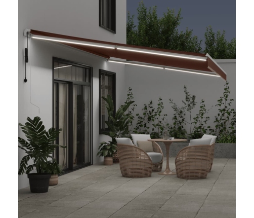 Toldo retráctil automático con luces LED marrón 600x300 cm