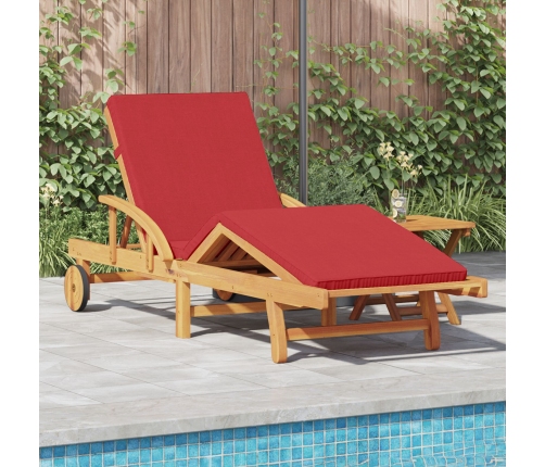 Tumbona plegable  con ruedas y cojín rojo de madera de teca