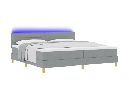Cama con Base  con Colchón y Luz LED Gris Claro 200x200 cm Tela