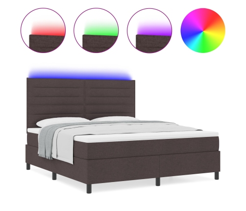 Cama con somier  con colchón y LED marrón oscuro 160x200 cm tela