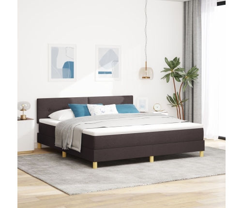 Cama con Somier y Colchón Marrón Oscuro 180x200 cm Tela