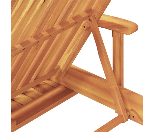 Tumbona plegable  con ruedas y cojín rojo de madera de teca
