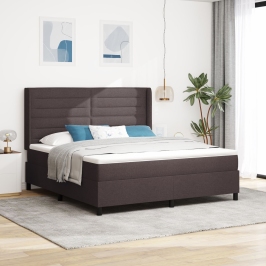 Cama con somier y colchón  marrón oscuro 180x200 cm tela